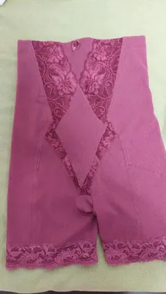 ひろりんさま専用！パープル色 レース付き ボディスーツサイズ 82