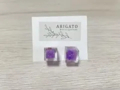 ⭐️ハンドメイド⭐️UVレジン　ピアス　紫色　キラキラ　ラメ　四角