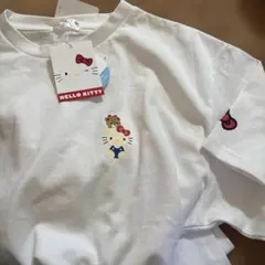 Hello Kitty 半袖Tシャツ 新作♥️期間限定