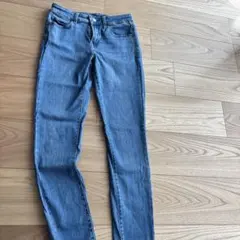 UNIQLO JEANS スキニーデニム カットオフ