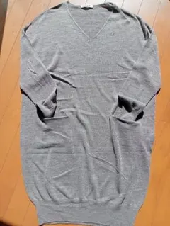 【専用】　　　　　　　　LACOSTE グレー Vネックニットワンピース 36