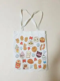 値下げ可能！　中古　トートバッグ　アンパンミュージアム　買い物袋　買い物バッグ