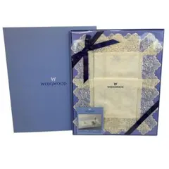 ▲ WEDGWOOD テーブルセンター　ワイルドストロベリー　箱なし発送