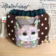 ハンドメイド　まるいミニ巾着 (リアルファブリック　猫　水玉)