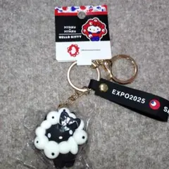 【新品】サンリオミャクミャクホワイトブラック キーホルダー　キティのサムネイル