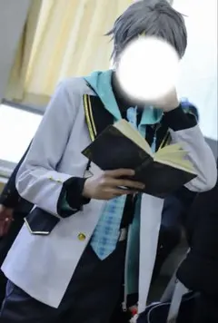 処分前最終‼️甲斐田晴　制服コスプレ　ウィッグセット済み　即納可のサムネイル