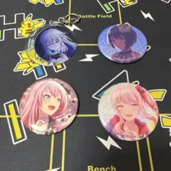 草薙寧々 キーホルダー、巡音ルカ 缶バッジ、桐谷遥 缶バッジ、暁山瑞希 缶バッジ