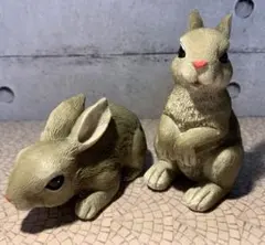 ウサギの陶器製置物 2体セット