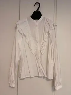 美品マウジー　フリルブラウス シャツ　ホワイト　入学卒業　フォーマルオケージョンのサムネイル