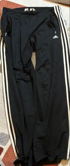 Item thumbnail for item 61912684-4004-46cb-93f7-0e83f55e3f47