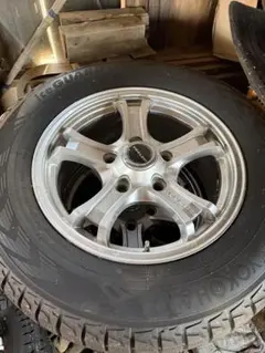 ランクル100 スタッドレスタイヤ アイスガード SUV G075 即納 ランクル100 ランクル200 タンドラ