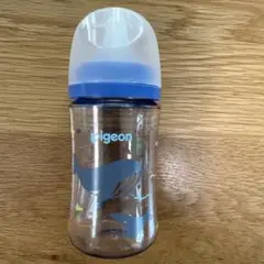 Pigeon 哺乳瓶 240ml クジラデザイン