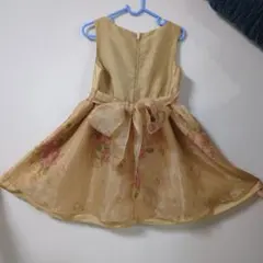 発表会　キッズドレス　120センチ　ベージュ