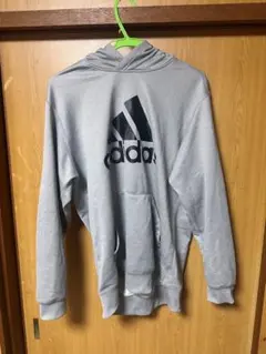 adidas パーカー