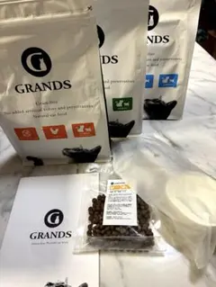 GRANDS キャットフード 500g 3袋セット - メルカリ