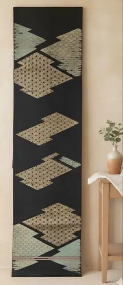 s*n様 名古屋帯　USED 正絹　黒地 裏地シュス　麻の葉　幾何学文様　ディス