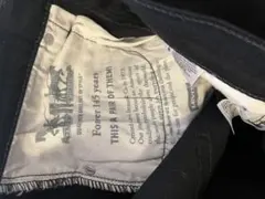 リーバイス ブラックデニム w32