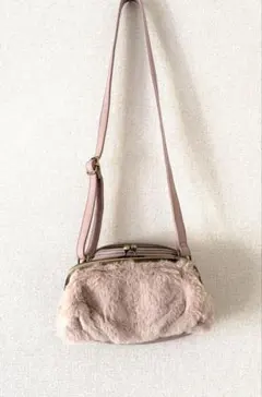 ファー付きピンクショルダーバッグ