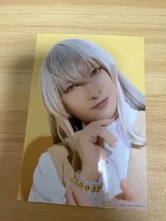 Item thumbnail for item 09d257d5-e51c-441b-8b5f-f5dd8d5ceef3