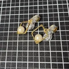 ノンホールピアス　イヤリング　ゴールド系