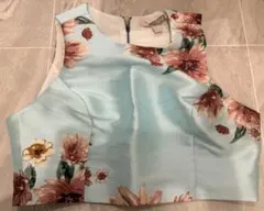 FOREVER 21 花柄 クロップド キャミソール Mサイズのサムネイル