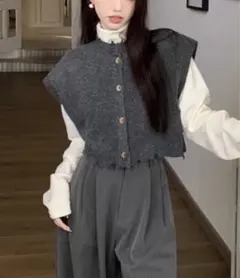 【新品】カーディガン　ニットベスト　韓国ファッション　ダメージ風　グレー　ジレ