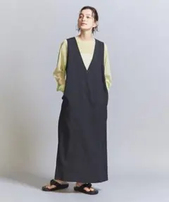 ビューティー＆ユースユナイテッドアローズカルゼディープVネックジャンパースカート