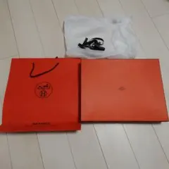 Item thumbnail for item 4cac0e7c-4725-42ea-8dc3-10f80dc0a13a