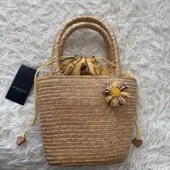 タグ付◎希少 BURBERRY LONDON かごバッグ コサージュ付き 2026年最新】バーバリー カゴバッグの人気アイテム - メルカリ