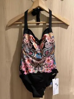 新品水着　タグ付き 女性水着ワンピース　体型カバー