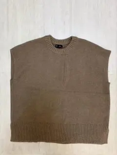 GAP ベージュ ニットベスト S