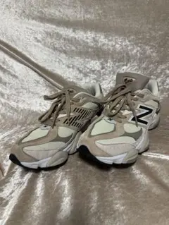 New Balance 9060 ベージュ スニーカー