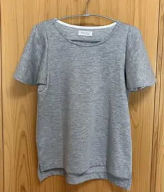【美品】BARNEYS NEWYORK カットソー　フレア袖のサムネイル