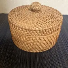 ラタン 小物収納ケース　蓋付き