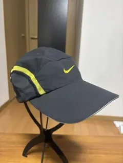 Nike ランニングキャップ ブラック/イエロー