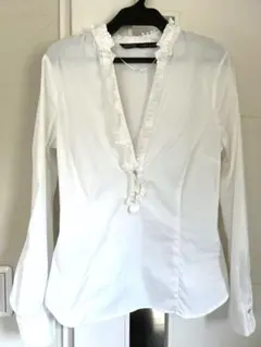 ZARA ホワイトフリル長袖シャツ