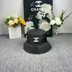 希少✨極美品 CHANEL シャネル バケットハット カメリア サイズ57 黒 シャネル/帽子/黒×白/サイズ：Sの買取実績【ブランディア】