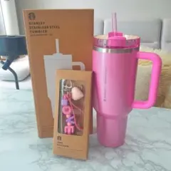 韓国限定 スターバックス スタンレー コラボ タンブラー ピンク チャーム付き