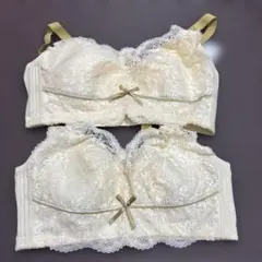 アイボリー レースブラジャー2点セット ⚠️28日までこの価格⚠️