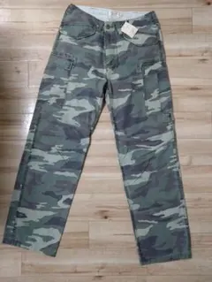 Item thumbnail for item 338ac881-60b5-40e6-bb5b-26113ef7804b