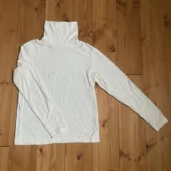 UNIQLO ヒートテックフリースタートルネック　ホワイト