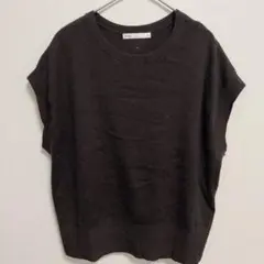 イッカ 2WAYニットベスト M 黒 前後着用可　アクリル スリット 完売品