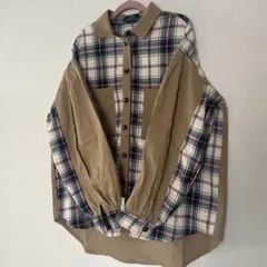 Bershka トップス　デザインシャツ　オーバーサイズ　ボリュームスリーブのサムネイル