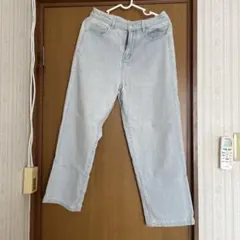 ライトブルー デニムパンツ Mサイズのサムネイル