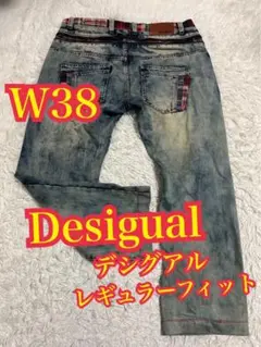 Desigual デシグアル　デニム　ジーンズ　レギュラーフィット　W38のサムネイル