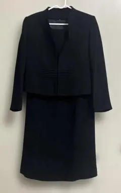 礼服　ブラックジャケットとワンピースセット11号