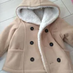 ベージュ フリースジャケット フード付き