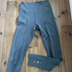 adidas グレー ヨガ.フィットネス用タイツ
