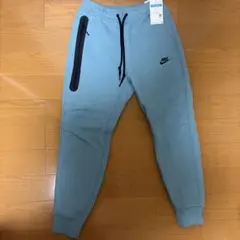 Nike テックフリースパンツ