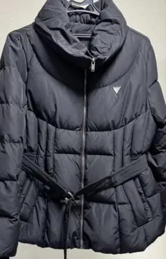 GUESSウエストベルト付ダウンMサイズ